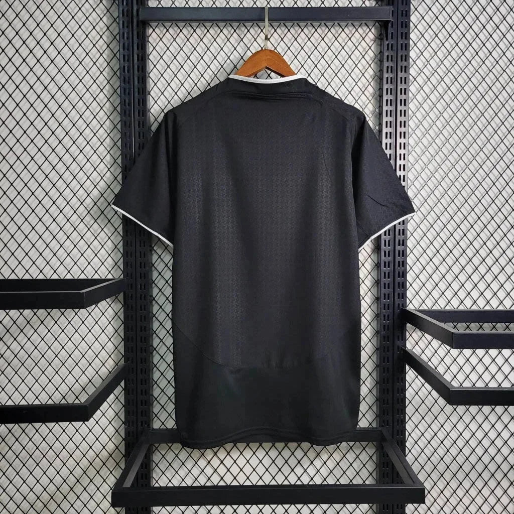Retro Manchester United Away Black Jersey 03/04