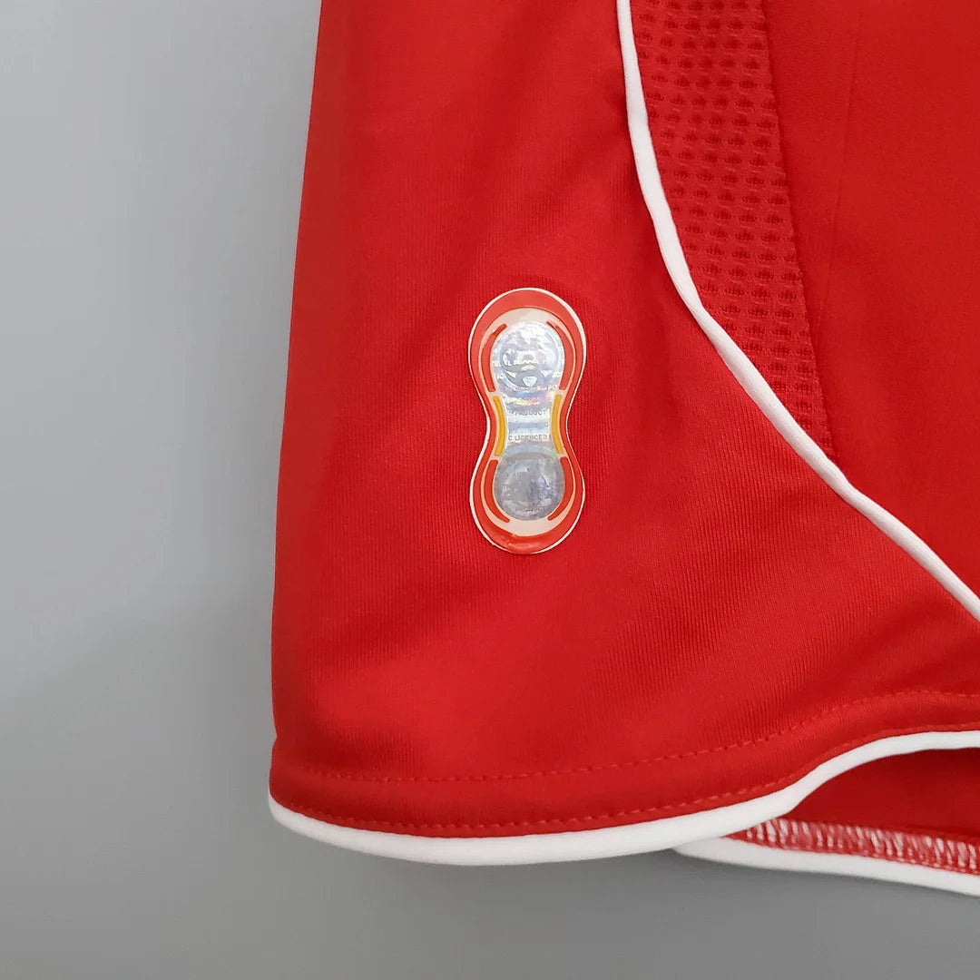 Retro Liverpool Home Jersey 06/07