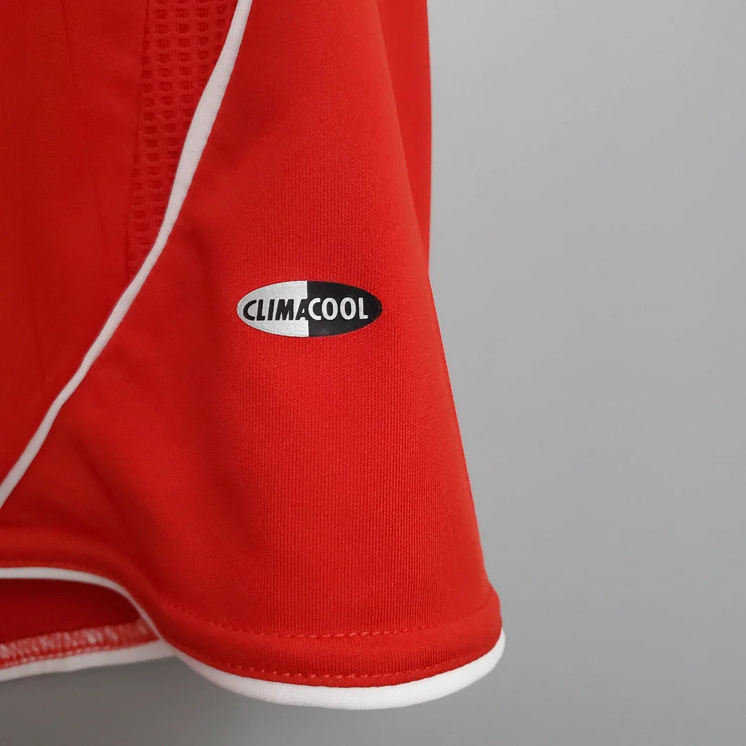 Retro Liverpool Home Jersey 06/07
