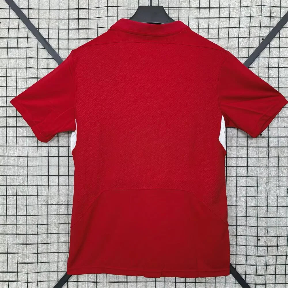 Retro Liverpool Home Jersey 04/05