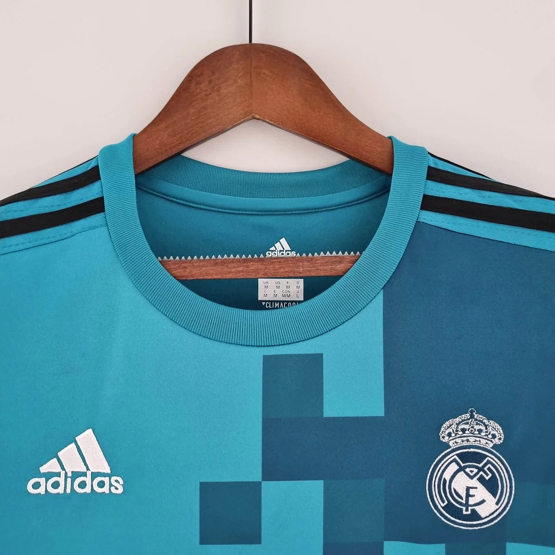 Retro Real Madrid Away Jersey 17/18