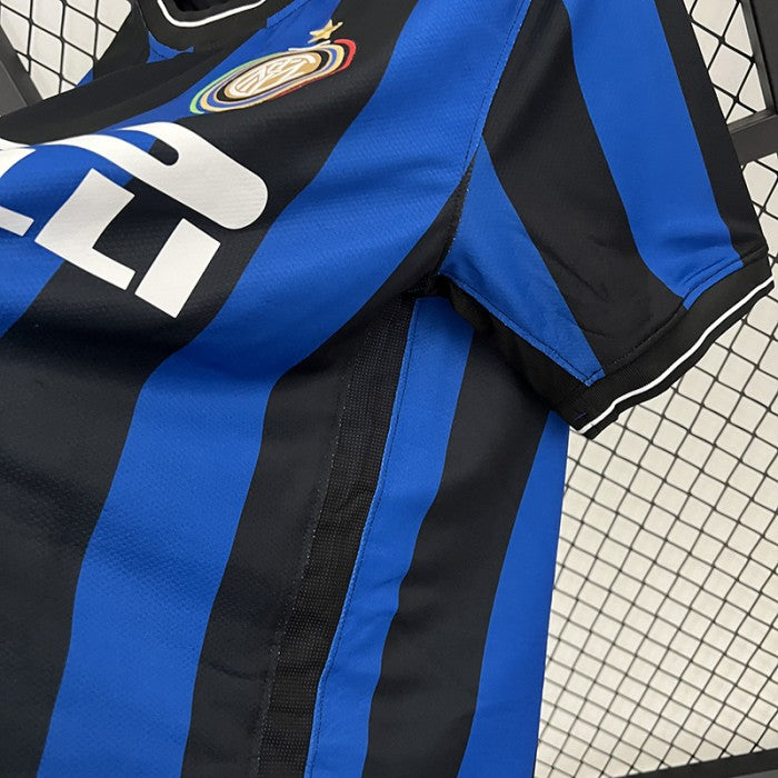 Retro Inter Home Jersey 09/10