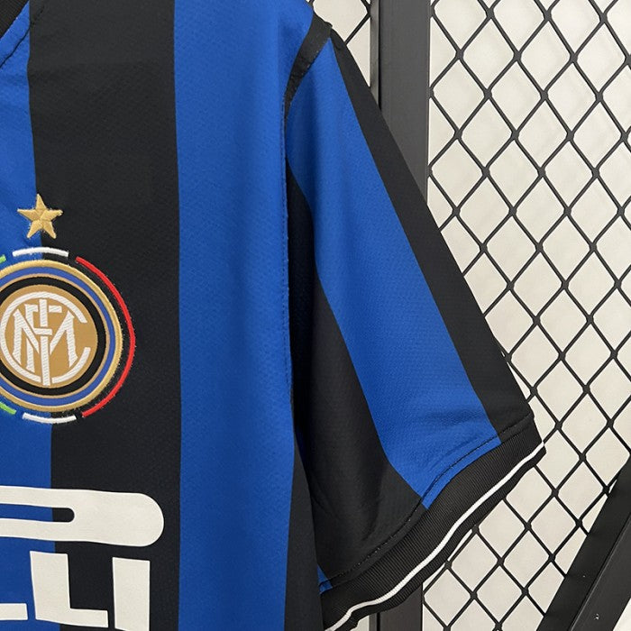 Retro Inter Home Jersey 09/10