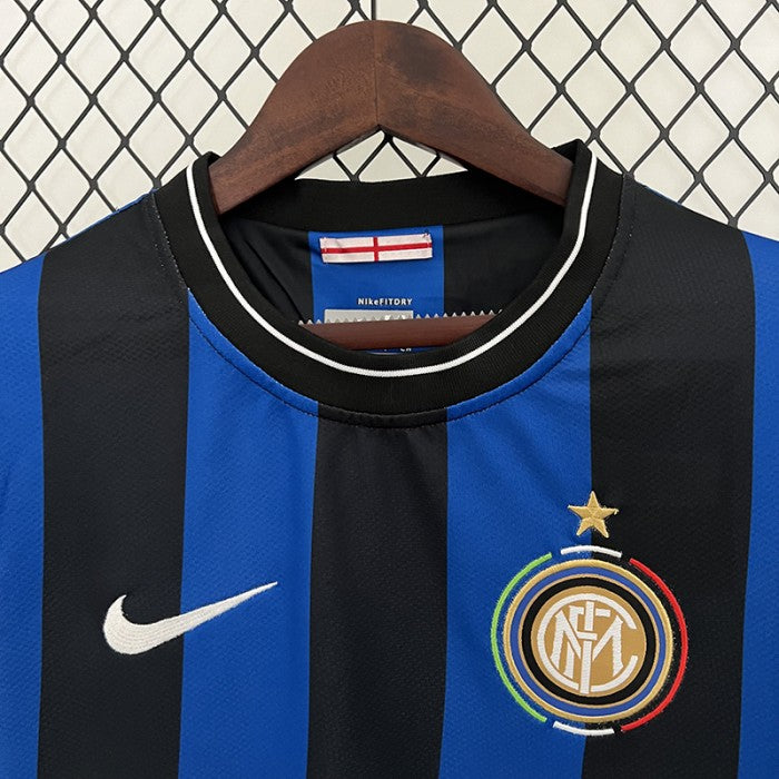 Retro Inter Home Jersey 09/10