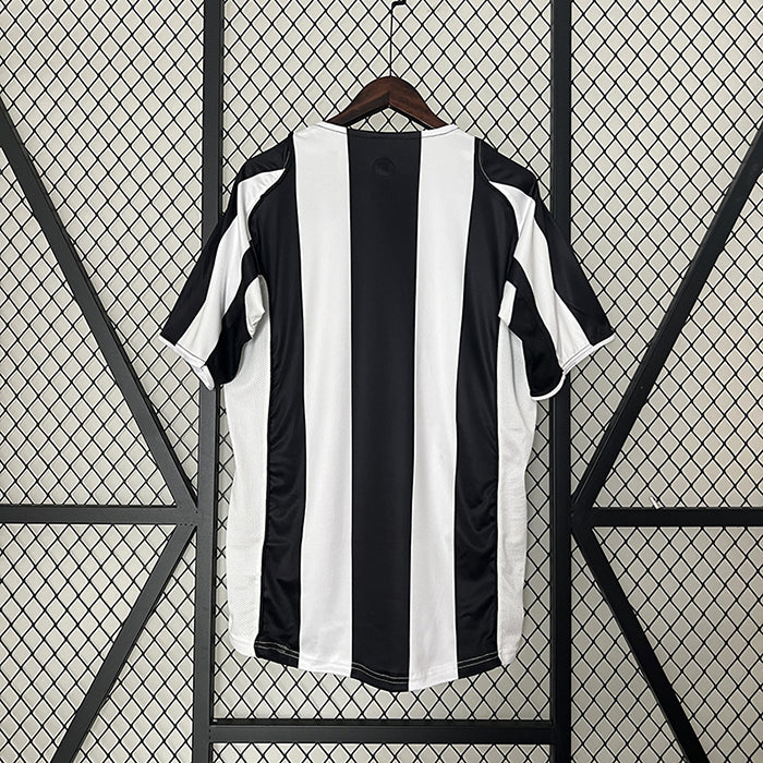 Retro Juventus Home Jersey 04/05