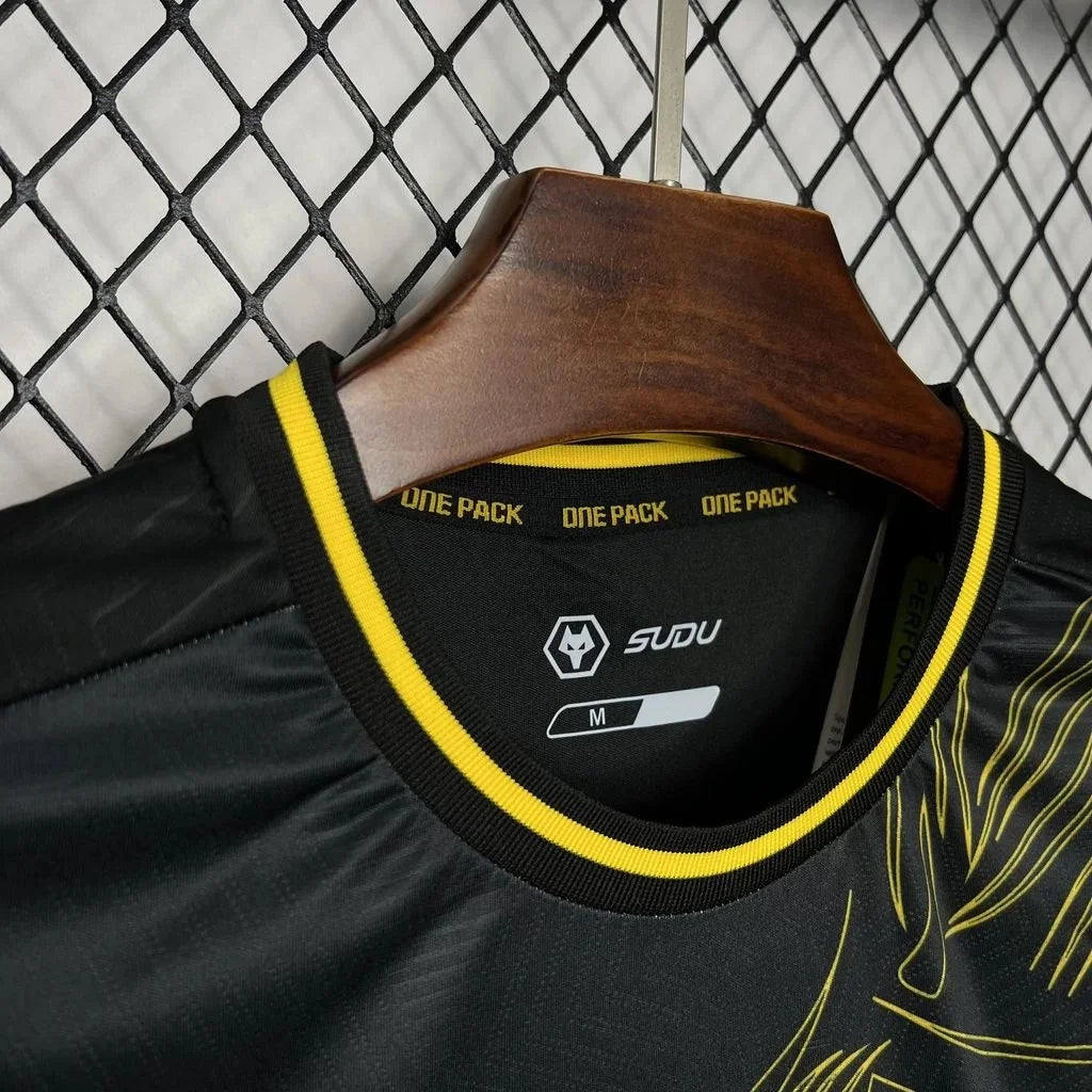 Wolverhampton Wanderers Away Jersey Fans Edition 24/25