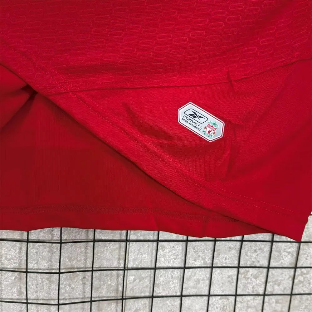 Retro Liverpool Home Jersey 04/05