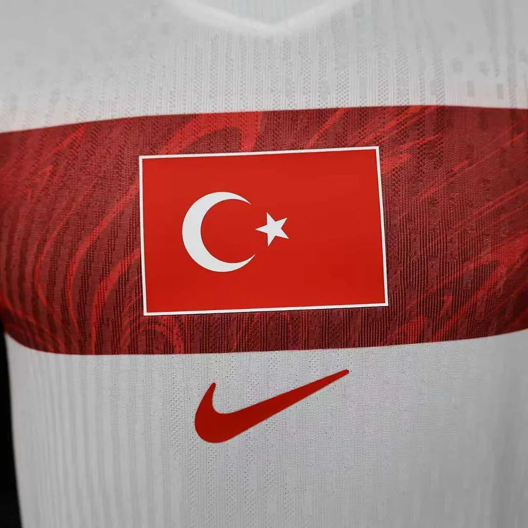 Authentic Türkiye home jersey 2026