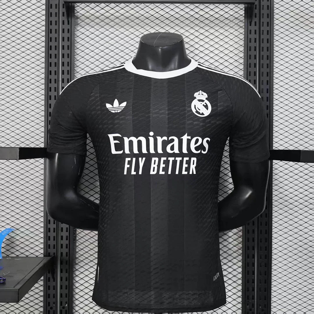 Authentic Real Madrid Goalkeeper Black Jersey 25/26