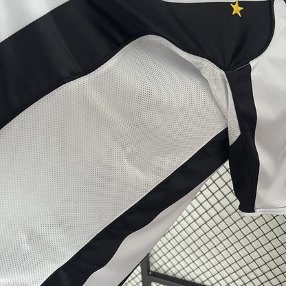 Retro Juventus Home Jersey 04/05