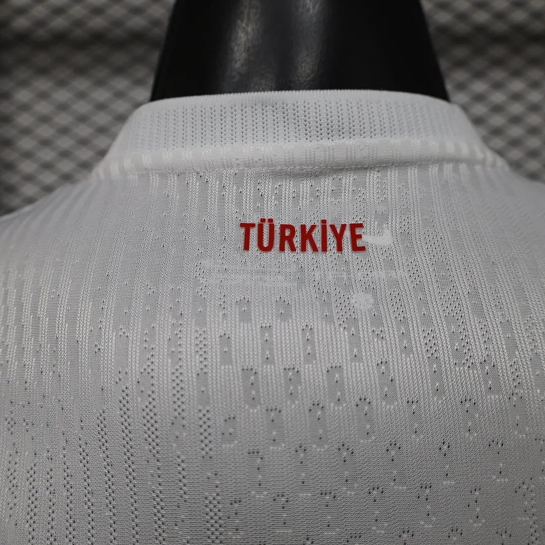 Authentic Türkiye home jersey 2026