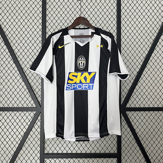 Retro Juventus Home Jersey 04/05